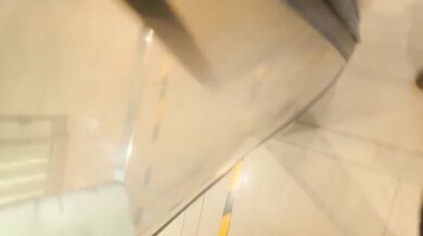 一路跟拍不穿内裤在商场里到处瞎逛的长裙少妇